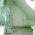 Apartman-kata Pensión