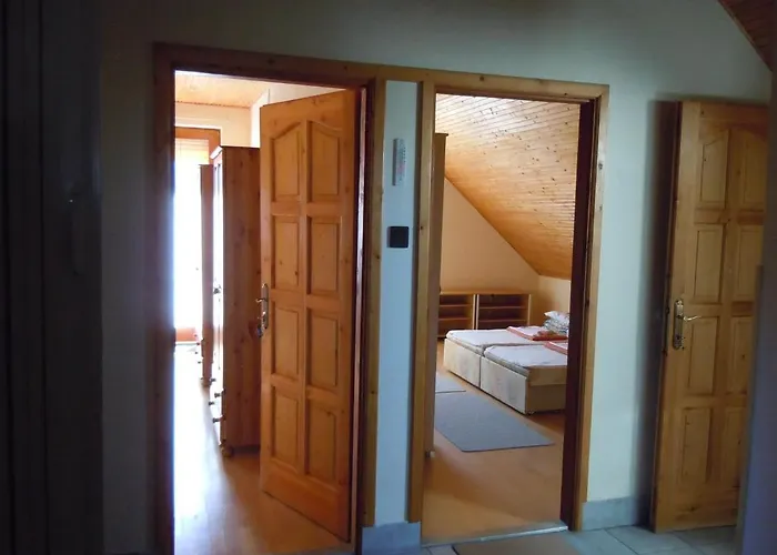 Konukevi Apartman-kata 3*